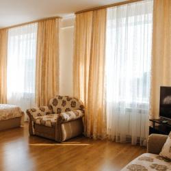 Номер полулюкс улучшенный с 1 двуспальной кроватью