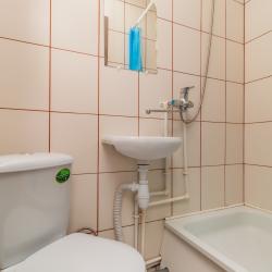 1-комнатные апартаменты студия Косарева 12 номер 4