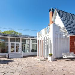 Фото Отель Дом на берегу озера в Новой Москве