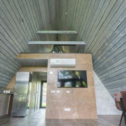 Коттедж №15 A-Frame (с террасой, кондиционером и камином без купели)