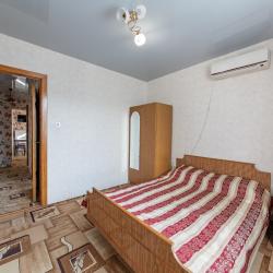 Комната комфорт с 2 односпальными и 1 двуспальной кроватью
