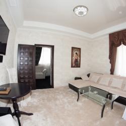 Плаза (Plaza) — 245c61badb8a514a0e7f123c4ce0da45