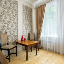 Фото Двухкомнатные апартаменты на улице Урицкого 12