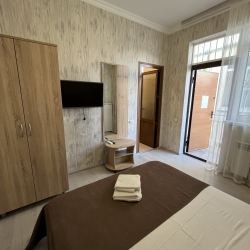 Номер улучшенный комфорт с 1 двуспальной кроватью