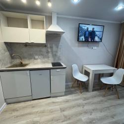 Апартаменты студия Короленко 40