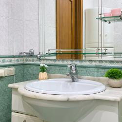 Фото Отель Relax Apart на улице Бабакина 9