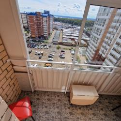 Фото Апартаменты на микрорайоне Крылатый 24/1
