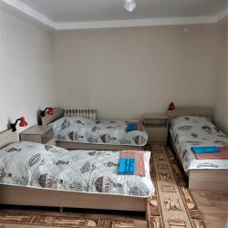 Кровать в 3-местном общем номере