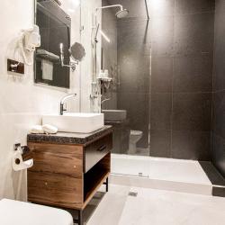 Фото Отель Wyndham Garden Tashkent (Уиндхэм Гарден)