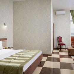 Фото Отель Фестиваль