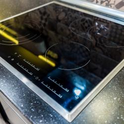 Фото Отель LetoApart (ЛетоАпарт) на улице Суворовская 77-312