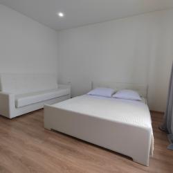 Фото Отель ZNS Rent (ЗНС Рент) на улице Аркадия Шипунова 46