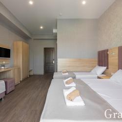 Фото Отель Гранада