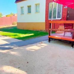 Фото Отель Коттеджи с сауной посуточно для отдыха и мероприятий