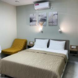 Апартаменты студия гостиничный комплекс Радуга 10И (без окна)