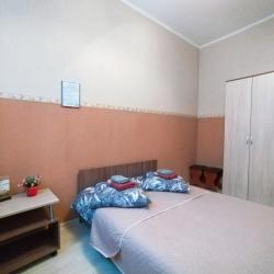 Номер эконом с 1 двуспальной кроватью