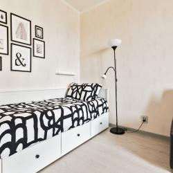 Фото Отель MaxRealty24 на Германа Титова 6