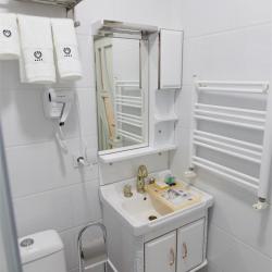 Номер стандарт с 1 двуспальной кроватью