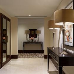 Люкс Four Seasons Executive