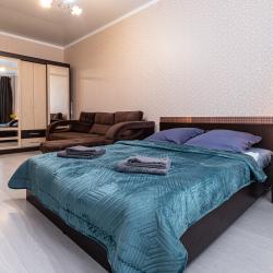 Фото Апартаменты на улице Казбекская 14