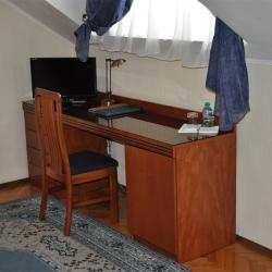 Номер стандарт с 1 двуспальной кроватью (с завтраком, мансарда)