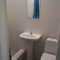 Кровать в 4-местном общем женском номере