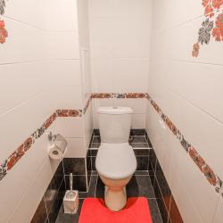 Фото Апартаменты на улице Тополиная 38