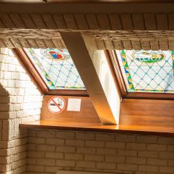 Номер стандарт улучшенный с 1 двуспальной кроватью (мансарда)