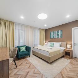 Forest Luxury Apartments 3