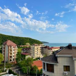 Апартаменты студия гостиничный комплекс Радуга 10И