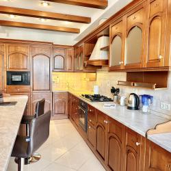 Фото Отель Artinvest (Артинвест) на улице Япеева