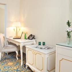 Greenwood Hotel (Гринвуд) — 267ad5cf652175d6a65612adb7259780