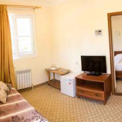 2-комнатный номер делюкс с 1 двуспальной кроватью