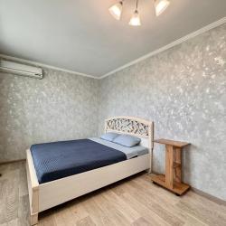 Фото Апартаменты на улице Калинина 142