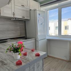 Фото Апартаменты на улице Скуридина 6А