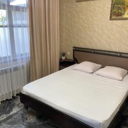 Комната стандарт с 1 двуспальной кроватью