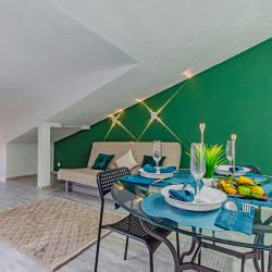 Фото Апартаменты на улице Меридианная