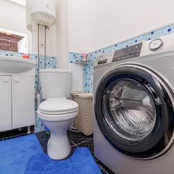 Фото Апартаменты на улице Коминтерна 11/2