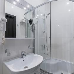 Комната стандарт с 1 двуспальной кроватью