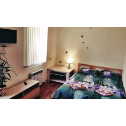 Номер стандарт с 1 двуспальной кроватью