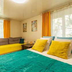 Фото Отель Новиков Дворик на Свердловском проспекте 48