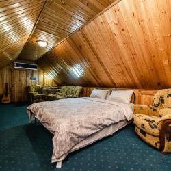 Фото Отель Дом на улице Василия Бутурлина 108