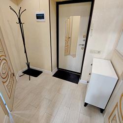 Фото Отель Уютные сутки на улице Николая Баженова 10