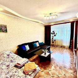 Фото Апартаменты на улице Маринина 19