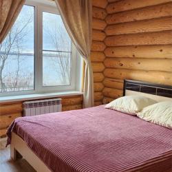 Коттедж улучшенный с 2 двуспальными кроватями
