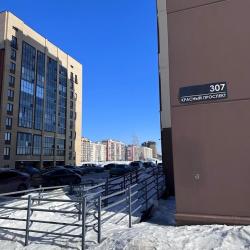 Фото Отель Уютная квартира на проспекте Красный 307