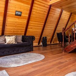 Фото Отель Просторный коттедж с беседкой