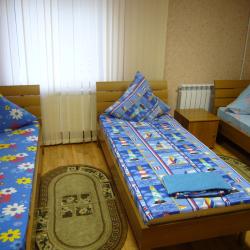 Номер эконом трехместный (удобства на этаже)