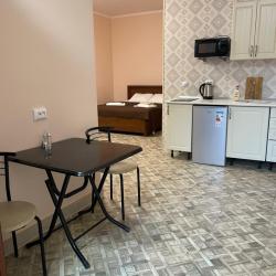 Номер стандарт эконом с 1 двуспальной кроватью