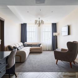 Номер люкс с 1 двуспальной кроватью